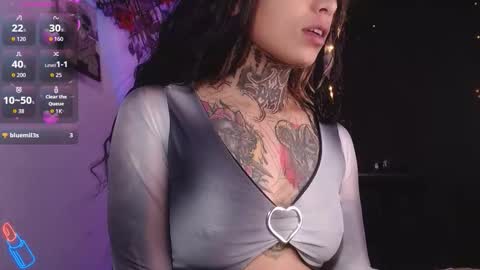 Snapshot of ema_ploxx chatting on 22, 11, 2025 ema_ploxx online show from 22, 11, 2025