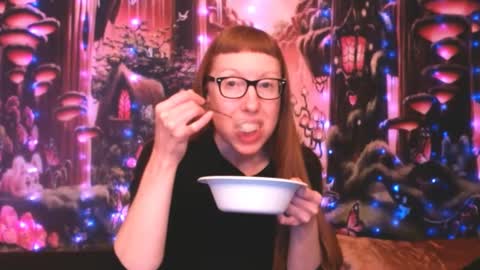 Snapshot of ember_starleena chatting on 4, 2, 2025 Ember Starleena online show from 4, 2, 2025