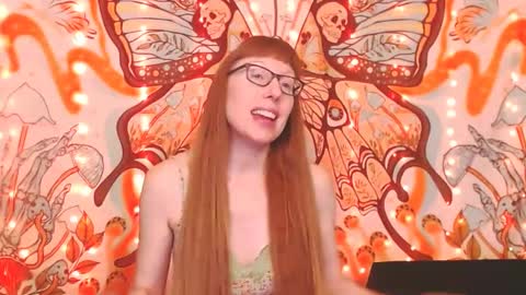 Snapshot of ember_starleena chatting on 3, 10, 2025 Ember Starleena online show from 3, 10, 2025