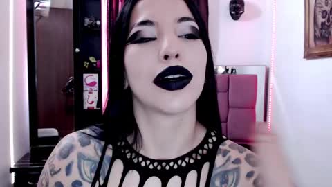 Snapshot of emearld_black chatting on 9, 1, 2025 Emerald Black online show from 9, 1, 2025