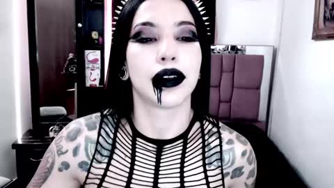 Snapshot of emearld_black chatting on 25, 1, 2025 Emerald Black online show from 25, 1, 2025