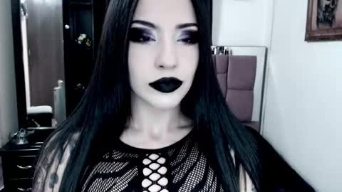 Snapshot of emearld_black chatting on 12, 9, 2025 Emerald Black online show from 12, 9, 2025