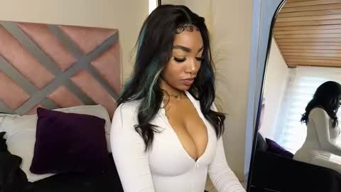 Snapshot of emely_brandon_ chatting on 10, 3, 2025 anyelii online show from 10, 3, 2025