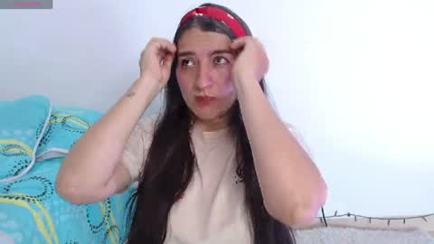 emely ross online show from 6, 4, 2026