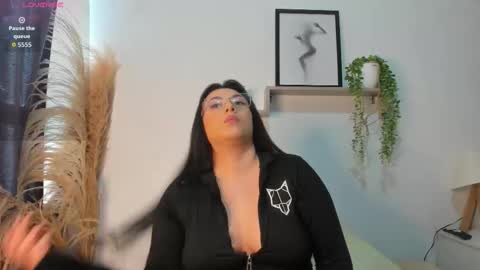 emi_carter online show from 26, 11, 2025