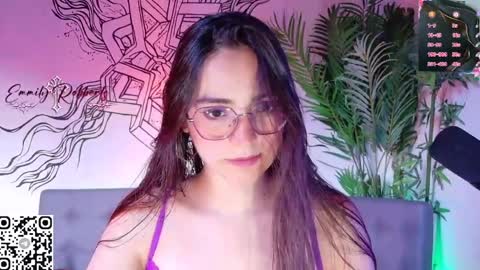Emmily Roberts online show from 30, 5, 2026