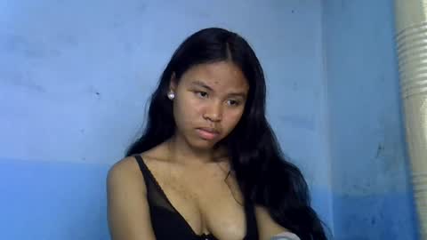 Snapshot of emiehottie chatting on 12, 6, 2026 Ami online show from 12, 6, 2026