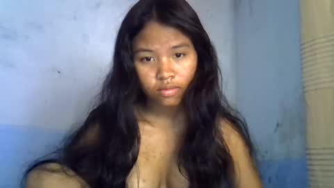 Snapshot of emiehottie chatting on 17, 6, 2026 Ami online show from 17, 6, 2026