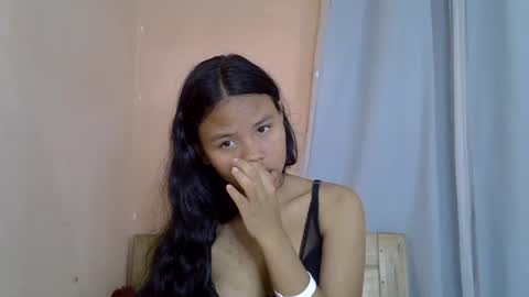 Snapshot of emiehottie chatting on 19, 6, 2026 Ami online show from 19, 6, 2026