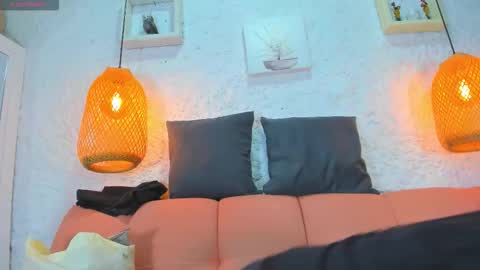 Emily online show from 10, 10, 2025