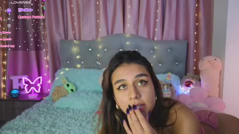 Snapshot of emiiscoot_1 chatting on 23, 1, 2025 Emily online show from 23, 1, 2025