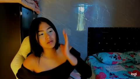 Snapshot of emikawaii chatting on 2, 8, 2026 emikawaii online show from 2, 8, 2026