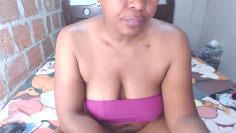 Snapshot of emilay_miller chatting on 10, 9, 2025 Emily online show from 10, 9, 2025