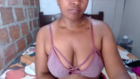 Snapshot of emilay_miller chatting on 29, 9, 2025 Emily online show from 29, 9, 2025