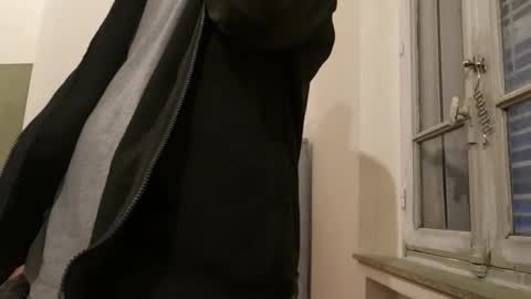 emile013 online show from 10, 1, 2026