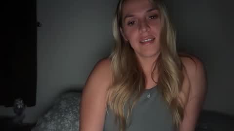 emilelovesyou online show from 28, 5, 2026