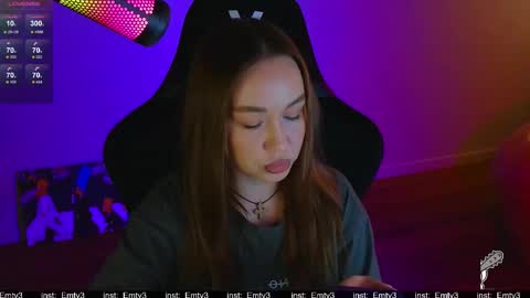 Emili online show from 10, 4, 2026