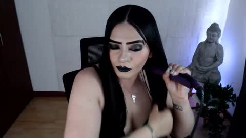 POWERFULL GODDESS EMILI online show from 21, 10, 2025