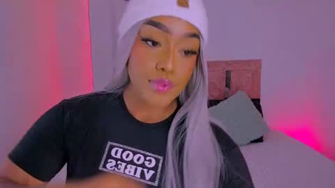emili_williams10 online show from 30, 7, 2026