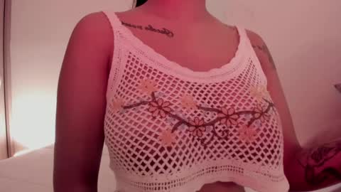 Emilia Big Boobs online show from 25, 1, 2025
