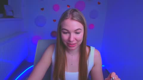 Snapshot of emilia_ilia chatting on 3, 3, 2025 Emilia online show from 3, 3, 2025
