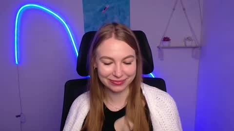 Emilia online show from 10, 11, 2025