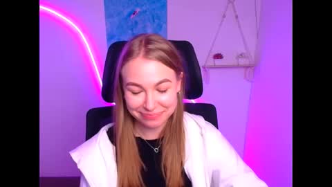 Emilia online show from 16, 11, 2025