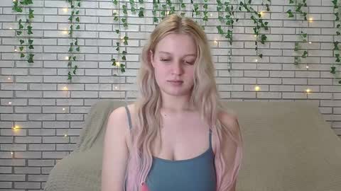 Amili online show from 15, 12, 2024