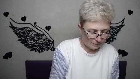 EmiliaGree online show from 23, 11, 2025