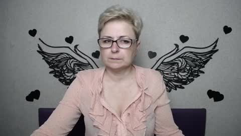 EmiliaGree online show from 5, 4, 2026