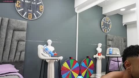 Emilio online show from 1, 4, 2026