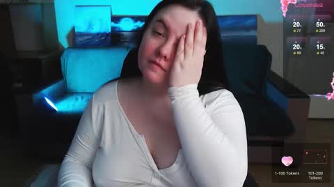 Snapshot of emillybones chatting on 12, 1, 2026 Emily online show from 12, 1, 2026