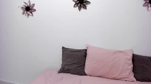 Snapshot of emillygonzalez chatting on 18, 2, 2025 .  . online show from 18, 2, 2025