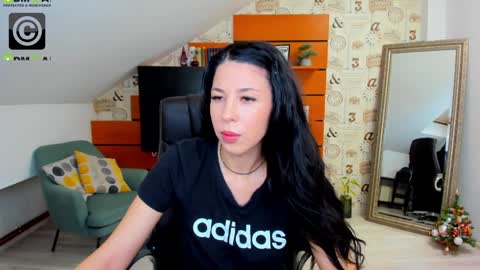 Snapshot of emillytaylor chatting on 30, 12, 2024 EmillyTaylor online show from 30, 12, 2024