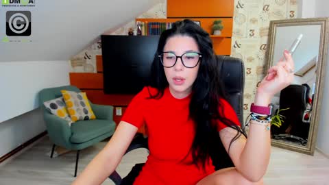 Snapshot of emillytaylor chatting on 6, 2, 2025 EmillyTaylor online show from 6, 2, 2025