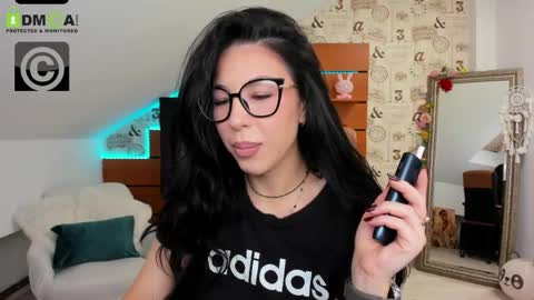 EmillyTaylor online show from 2, 6, 2026