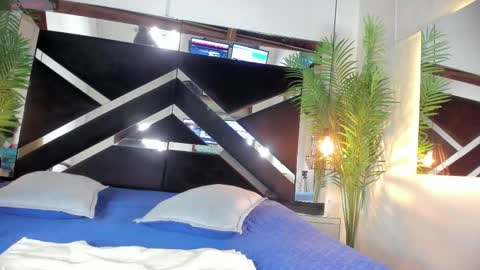 Emily  online show from 22, 2, 2025