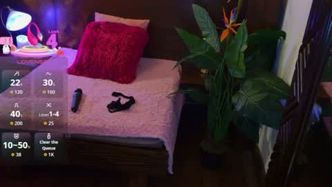 CALL ME EMILY online show from 16, 6, 2026