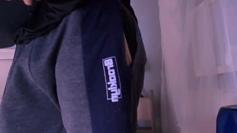 emily_castillo1_ online show from 5, 1, 2026