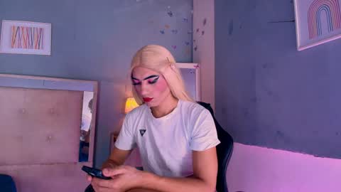 emily_castillo1_ online show from 1, 7, 2026