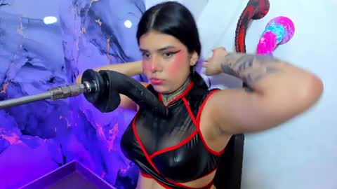 Snapshot of emily_evol chatting on 9, 7, 2026 emily_evol online show from 9, 7, 2026