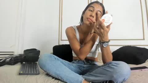 emily_gaviria1 online show from 29, 5, 2026