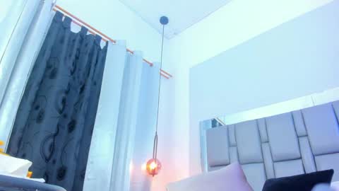 Emi  online show from 10, 1, 2025