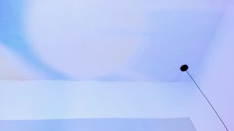 Emi  online show from 8, 3, 2025