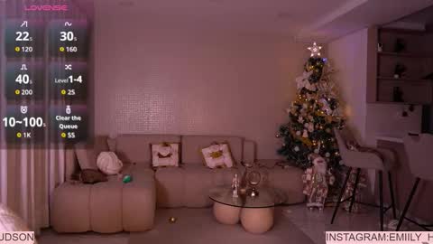 Snapshot of emily_huddson_ chatting on 18, 12, 2025 independet model online show from 18, 12, 2025