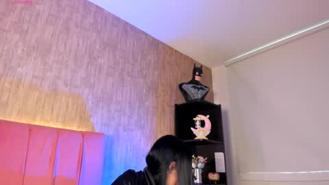 Emily  online show from 16, 4, 2026