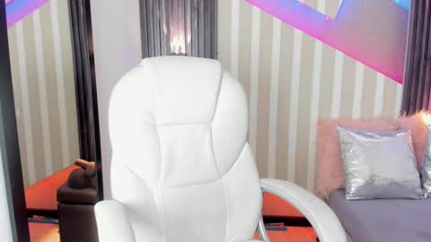 Emily online show from 9, 9, 2025