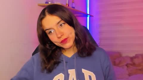 emily_lindey online show from 20, 10, 2025