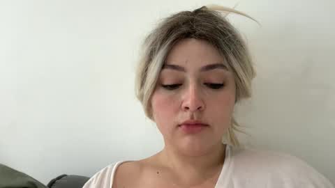 emily_morning_dew online show from 11, 9, 2025