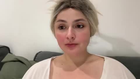 emily_morning_dew online show from 11, 9, 2025